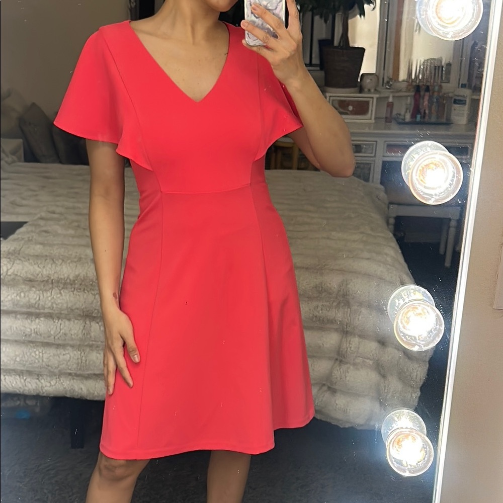 Calvin Klein Elegant Pink V-Neck Dress size 4 used in great condition